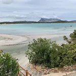 شقة C17 Villaggio Asfodeli سان تيودورو